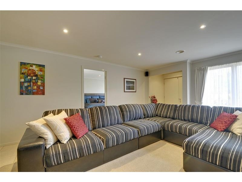 23 Ellavale Drive, Traralgon VIC 3844