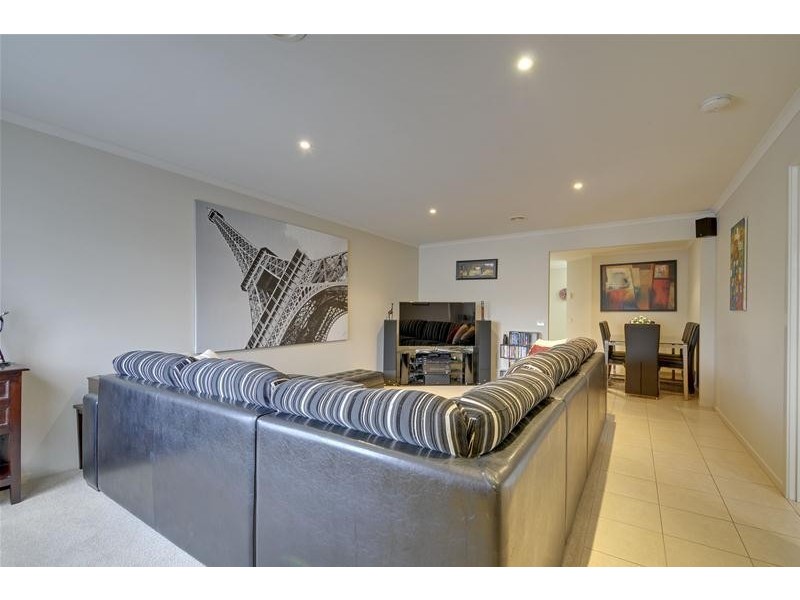 23 Ellavale Drive, Traralgon VIC 3844