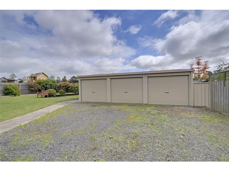 23 Ellavale Drive, Traralgon VIC 3844