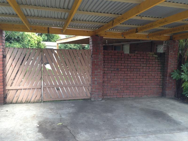 17 Laurence Grove, Traralgon VIC 3844