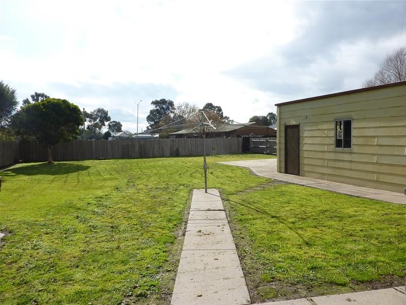 74 Albert Street, Rosedale VIC 3847