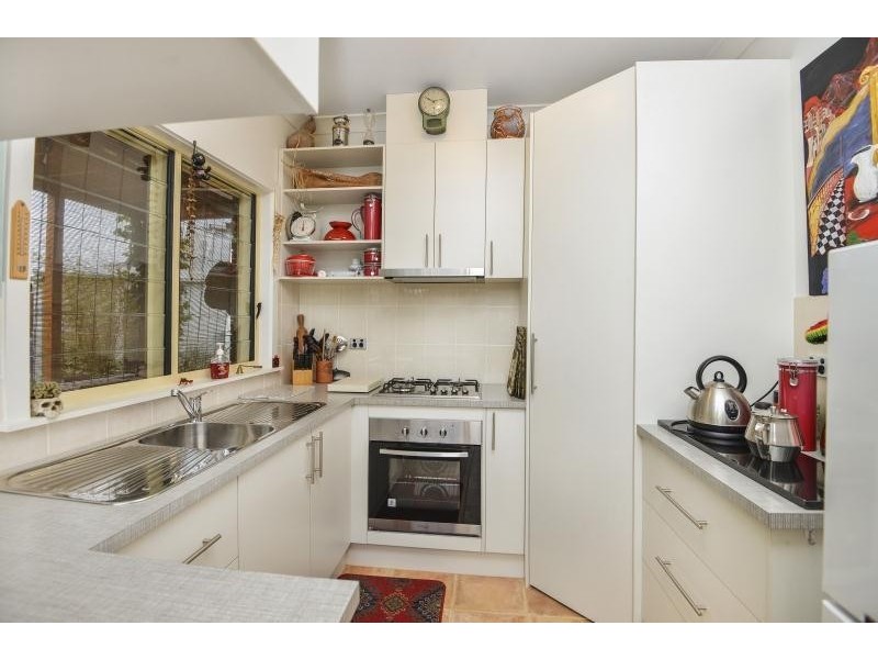 9 Turnberry Close, St Leonards VIC 3223