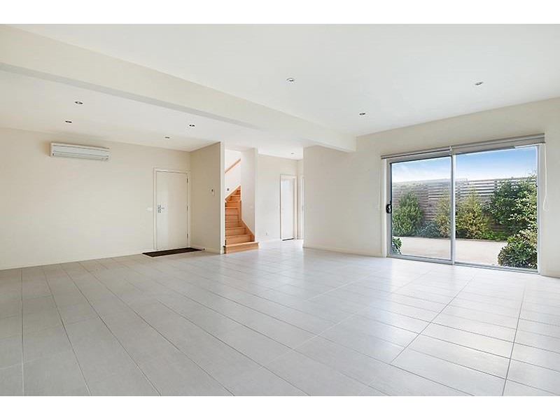 3/35 The Esplanade, Portarlington VIC 3223