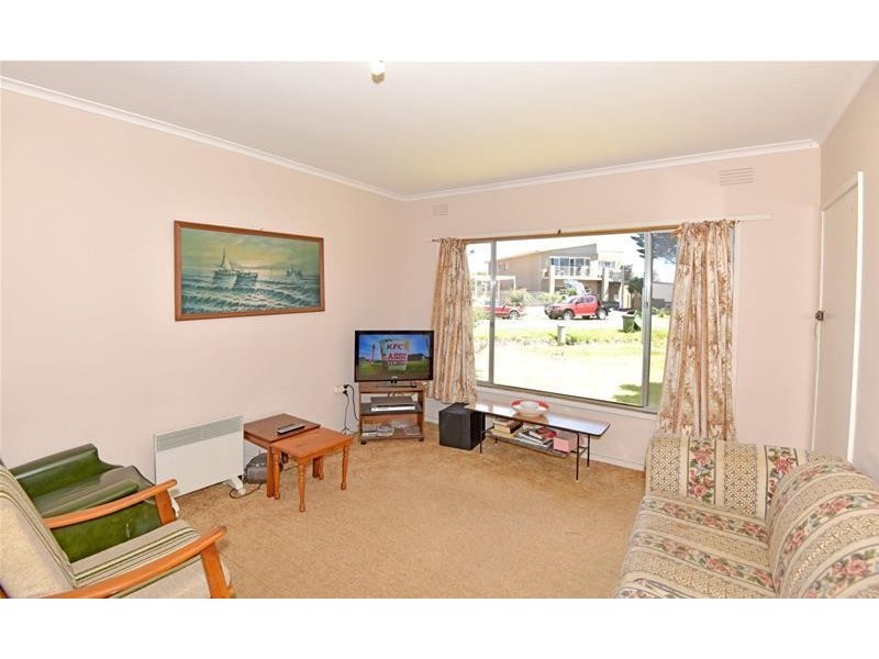 3 Grassy Point Road, Indented Head VIC 3223