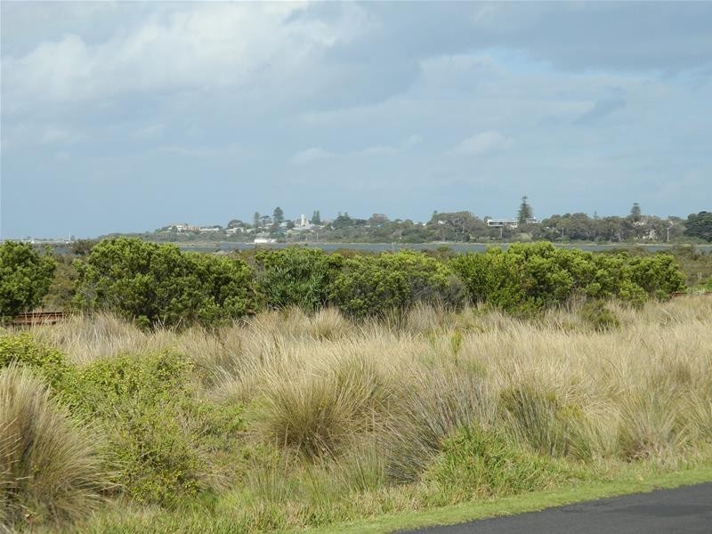 16 Rayleigh Avenue, Queenscliff VIC 3225