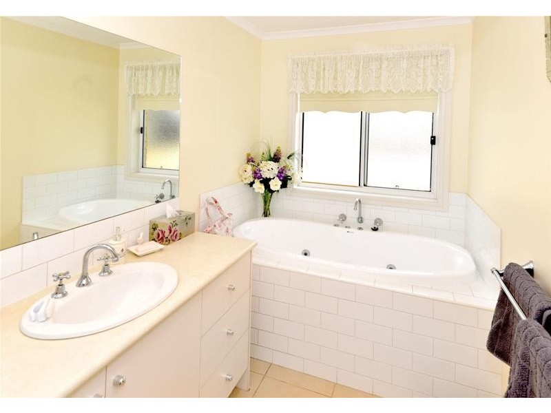 62 Point Richards Road, Portarlington VIC 3223