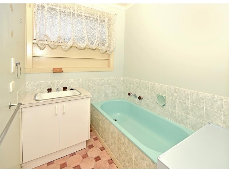 13 Grassy Point Road, Indented Head VIC 3223