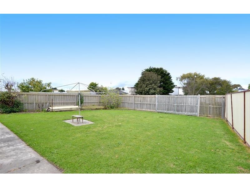 13 Grassy Point Road, Indented Head VIC 3223