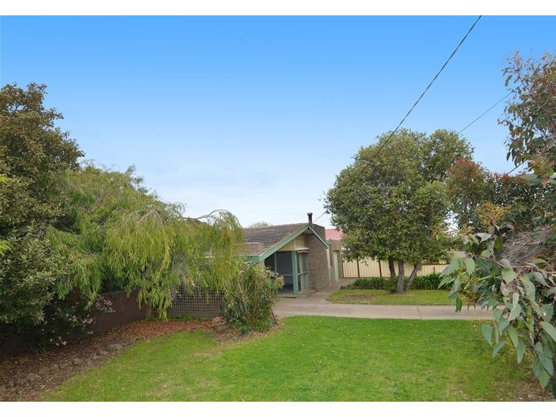 13 Grassy Point Road, Indented Head VIC 3223