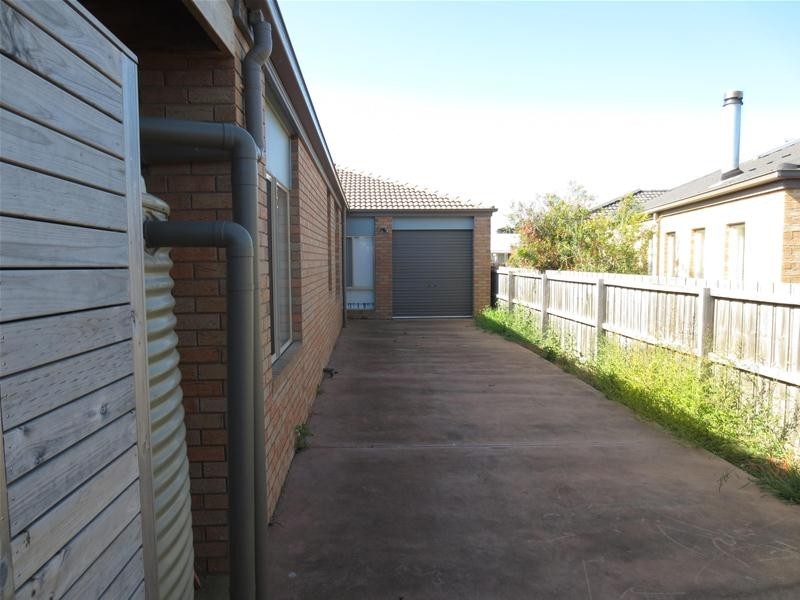 9 Yacht Court, Indented Head VIC 3223