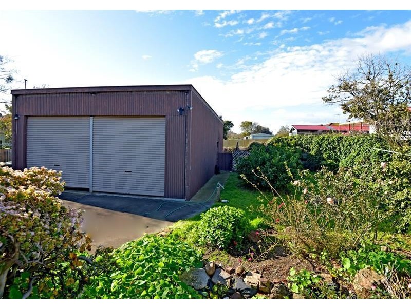 33 Gellibrand Street, Portarlington VIC 3223