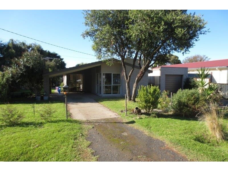 13 Grassy Point Road, Indented Head VIC 3223