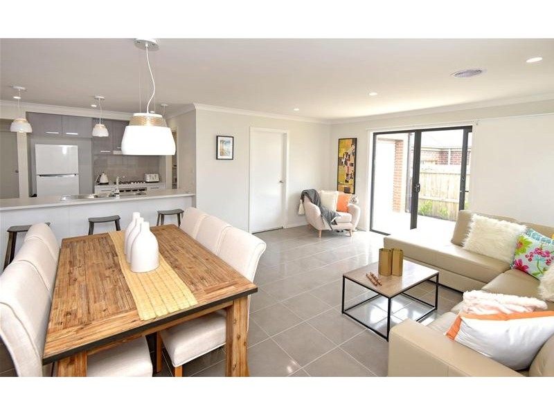 2 Sealion Court, Indented Head VIC 3223