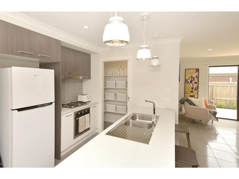 2 Sealion Court, Indented Head VIC 3223