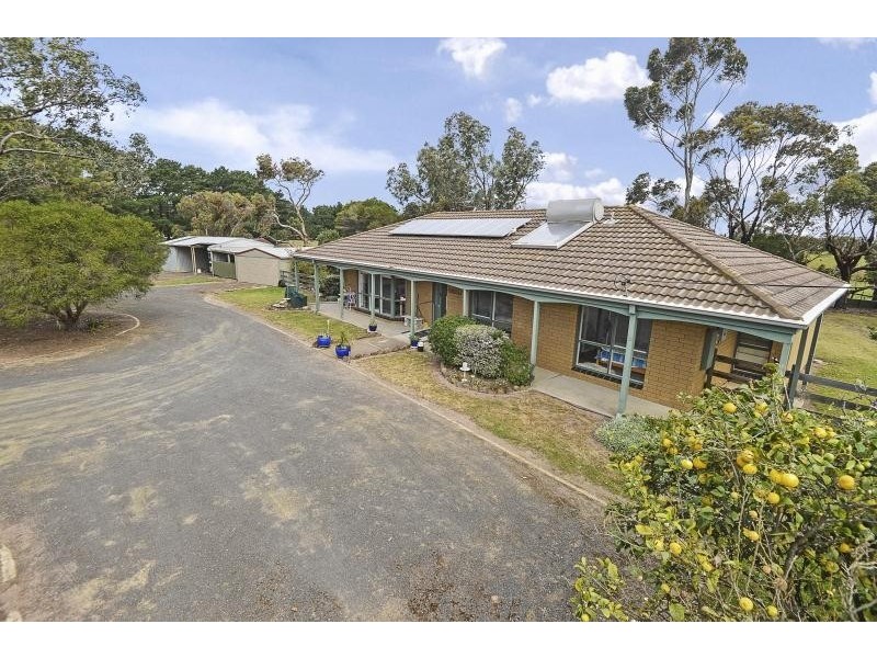 135 Old St Leonards Road, St Leonards VIC 3223