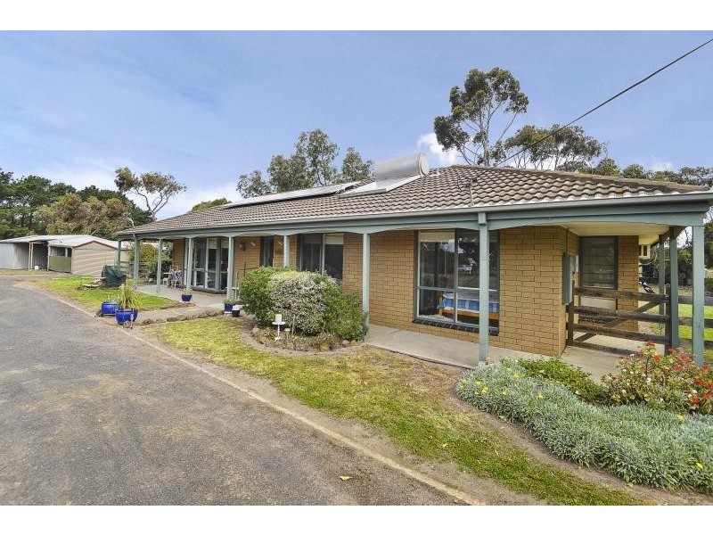 135 Old St Leonards Road, St Leonards VIC 3223