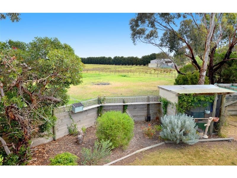 135 Old St Leonards Road, St Leonards VIC 3223