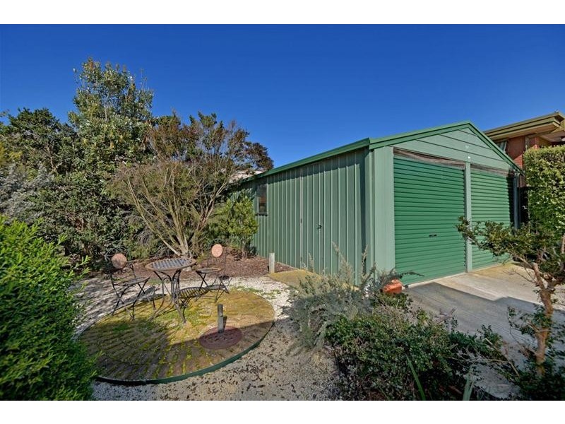 27 The Esplanade, Portarlington VIC 3223