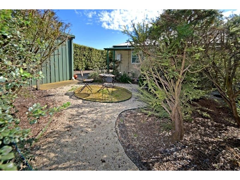 27 The Esplanade, Portarlington VIC 3223