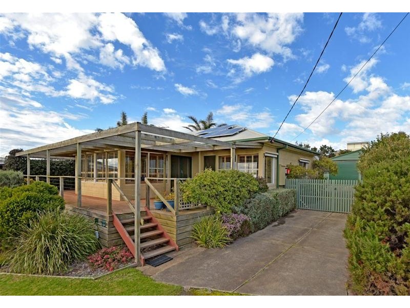 27 The Esplanade, Portarlington VIC 3223