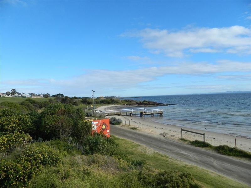 27 The Esplanade, Portarlington VIC 3223