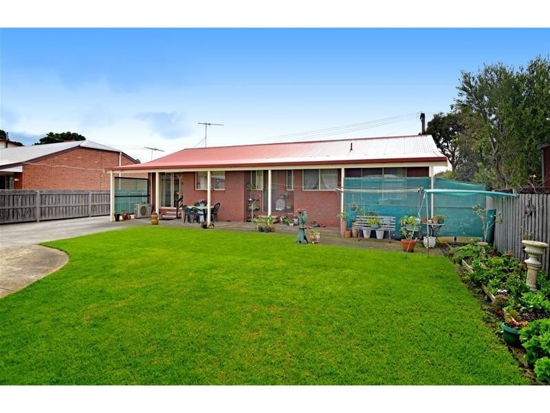 9 Adam Street, Indented Head VIC 3223