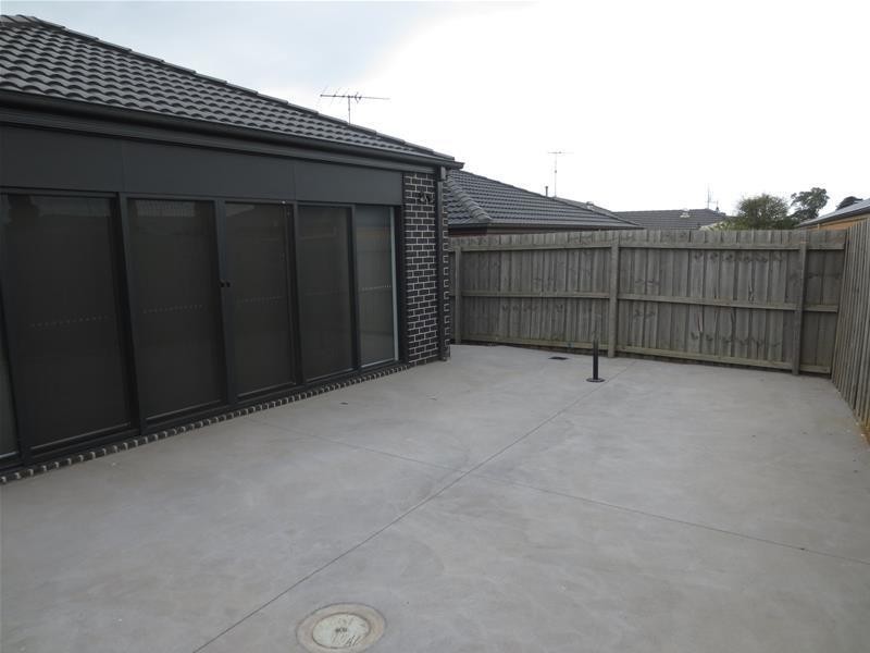 3 Seaspray Court, Indented Head VIC 3223