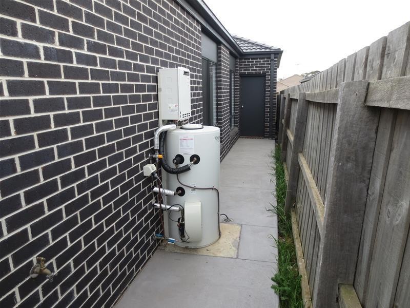 3 Seaspray Court, Indented Head VIC 3223