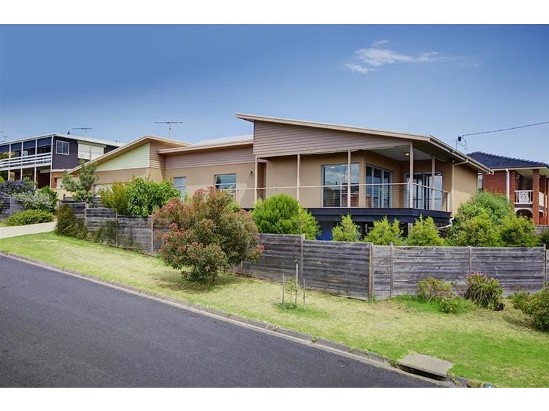 11 Lincoln Drive, Portarlington VIC 3223