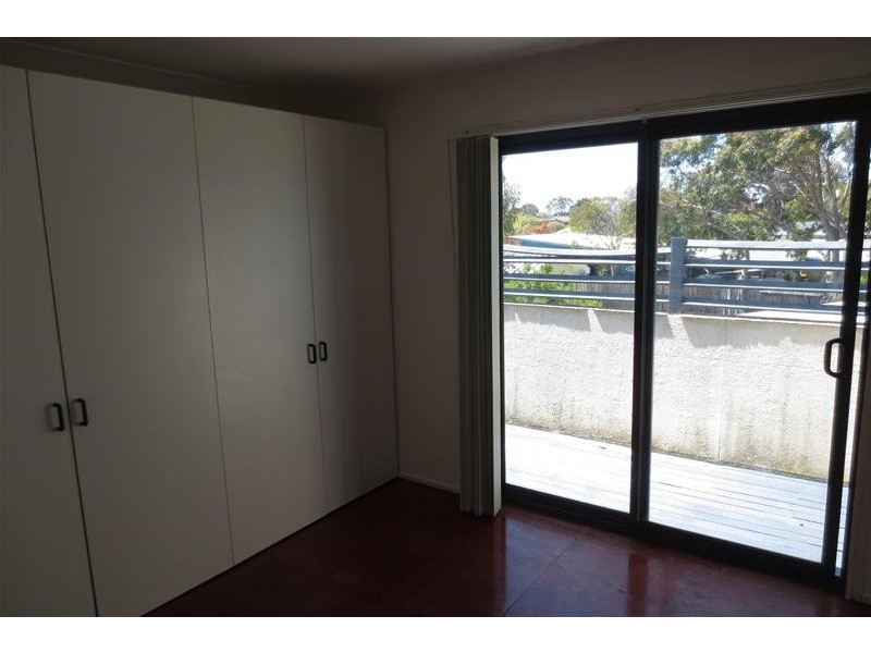 2/38 Ward Street, St Leonards VIC 3223