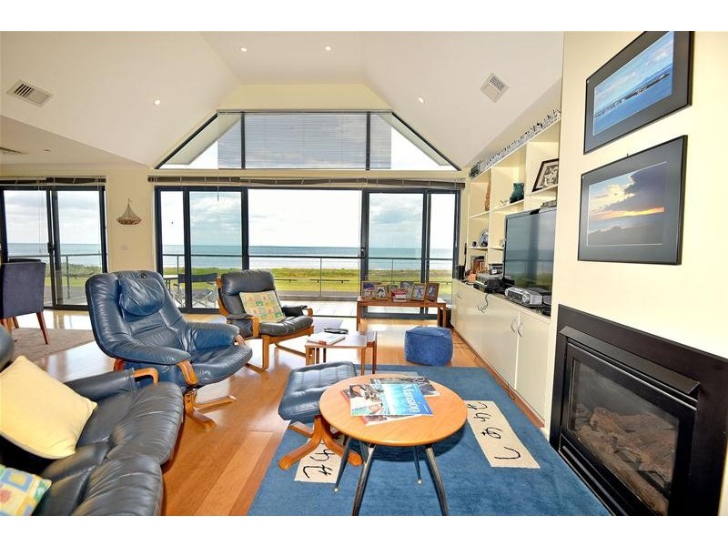 174 The Esplanade, Indented Head VIC 3223