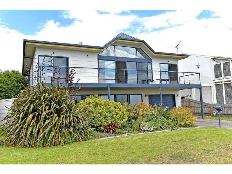 174 The Esplanade, Indented Head VIC 3223