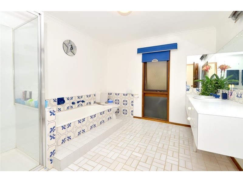 17 Lincoln Drive, Portarlington VIC 3223