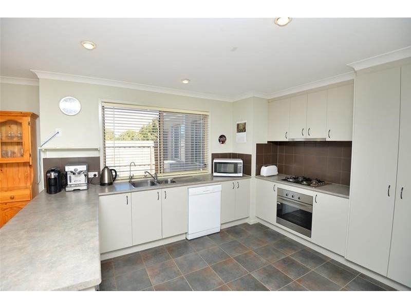 31 Ibbotson Street, Indented Head VIC 3223