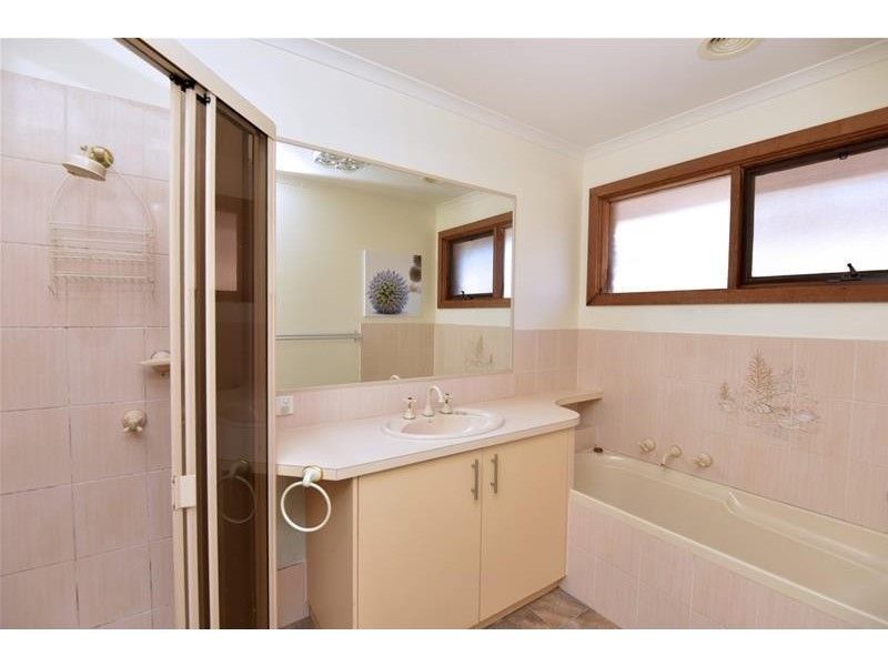 5 Tony Street, Drysdale VIC 3222