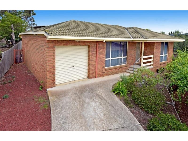 2/63 Geelong Road, Portarlington VIC 3223