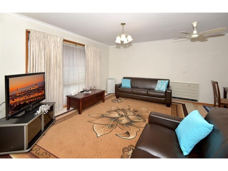 2/63 Geelong Road, Portarlington VIC 3223