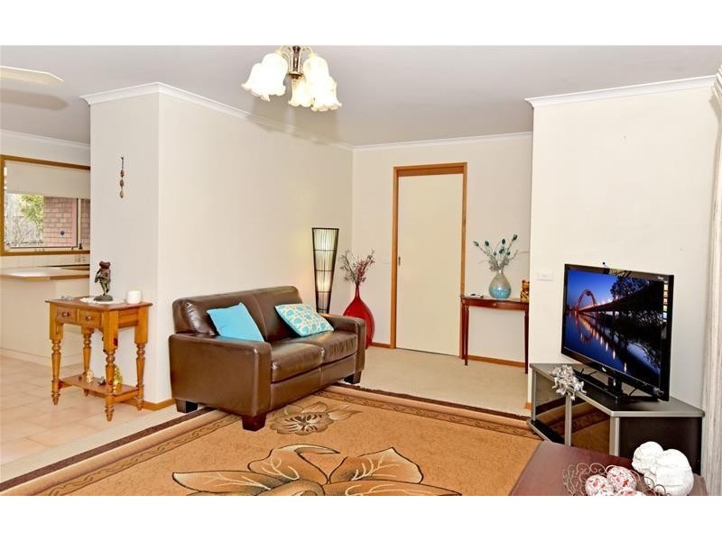 2/63 Geelong Road, Portarlington VIC 3223