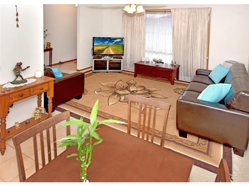 2/63 Geelong Road, Portarlington VIC 3223