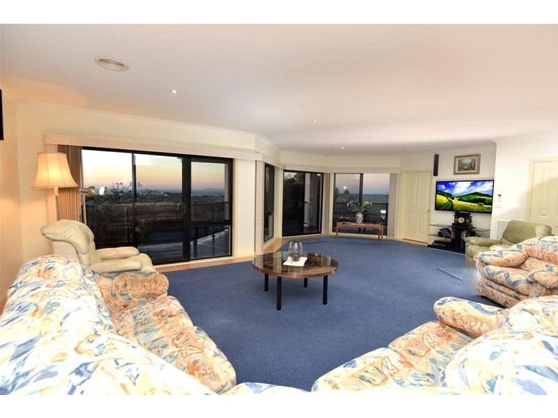 4-5  Danielle Court, Portarlington VIC 3223