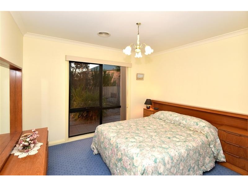 4-5  Danielle Court, Portarlington VIC 3223