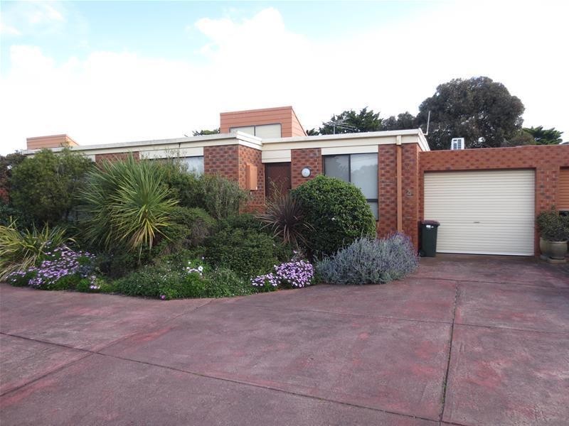 4/59 Leviens Road, St Leonards VIC 3223