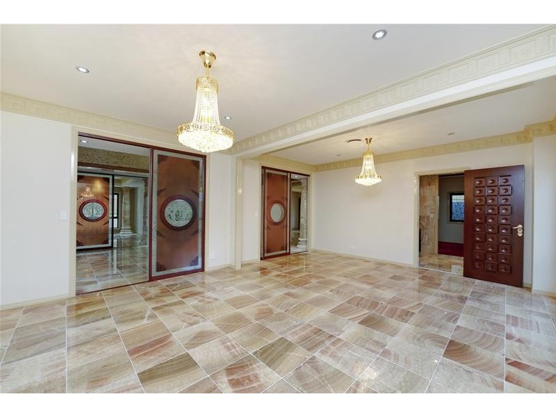 15 Beechwood Close, Stretton QLD 4116