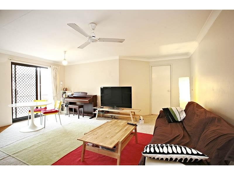 6/133 Central Avenue, Indooroopilly QLD 4068