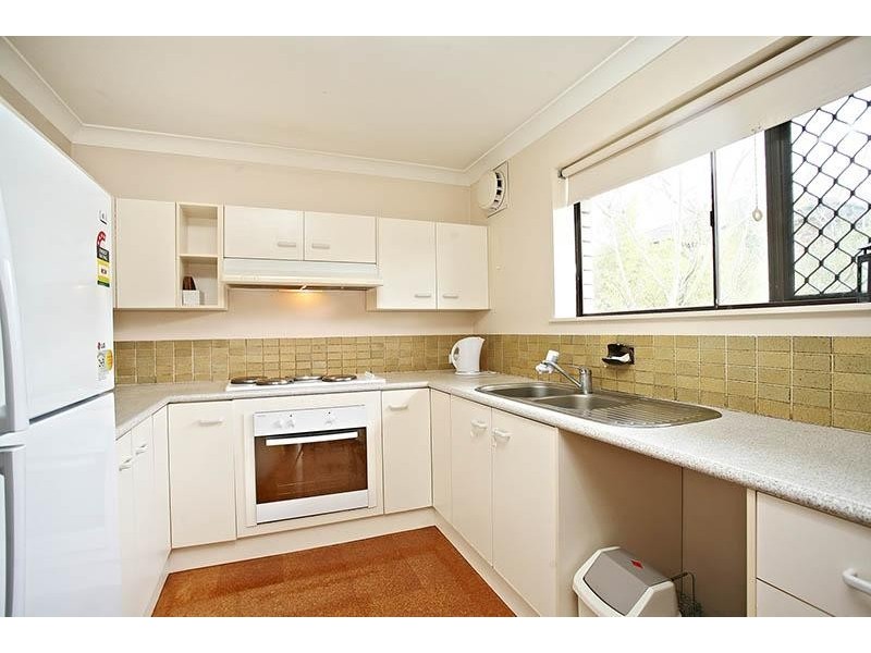 6/133 Central Avenue, Indooroopilly QLD 4068