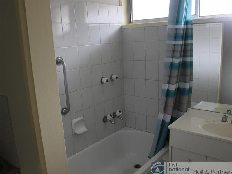 3/5 Carroll Avenue, Dandenong VIC 3175