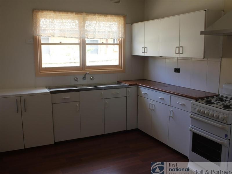 1/25 Burrows Avenue, Dandenong VIC 3175