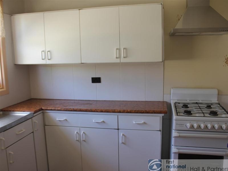 1/25 Burrows Avenue, Dandenong VIC 3175