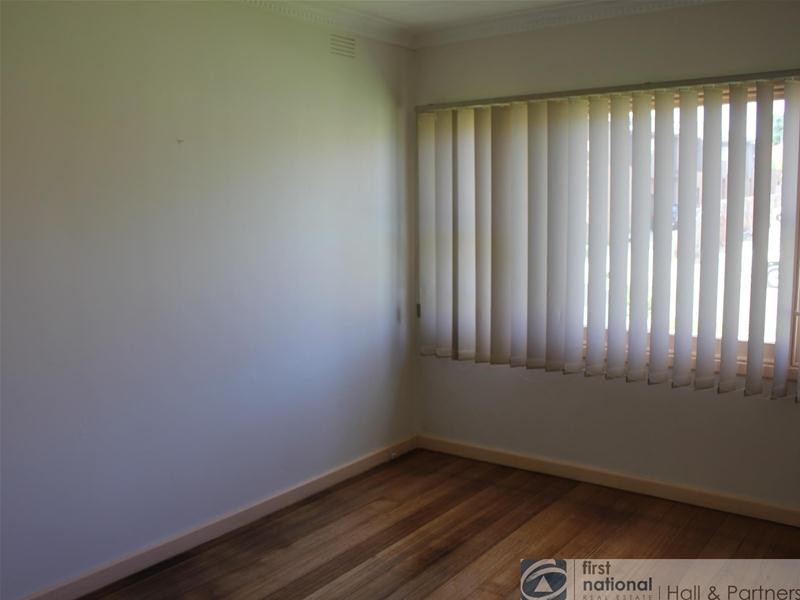 1/25 Burrows Avenue, Dandenong VIC 3175