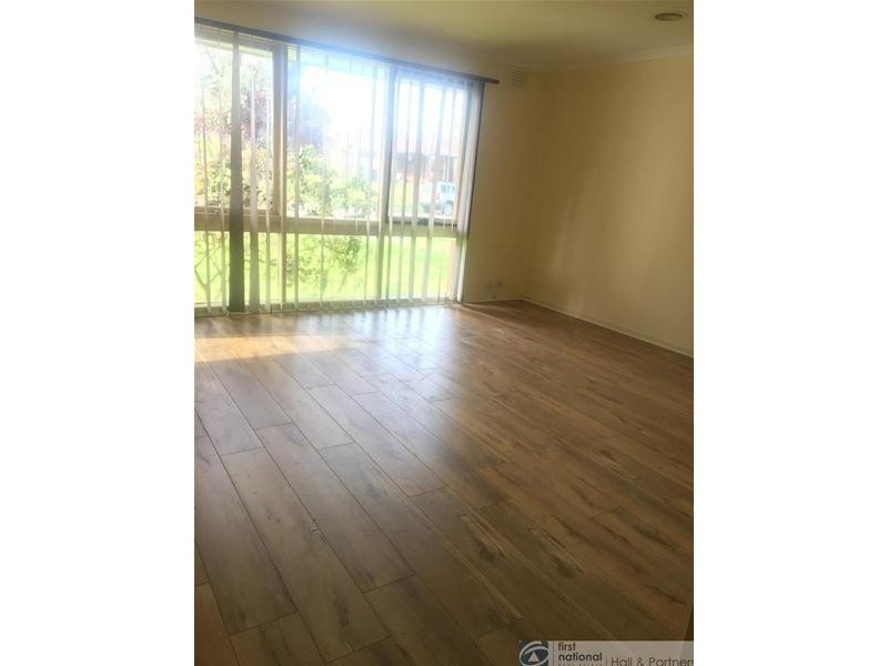 2/11 Rhyl Close, Endeavour Hills VIC 3802